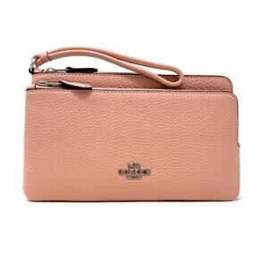 Coach Double Zip Wallet in Light Pink Leather C5610